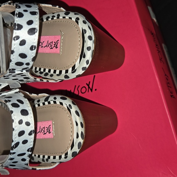 Rosee Betsey Johnson shoes - Picture 6 of 6